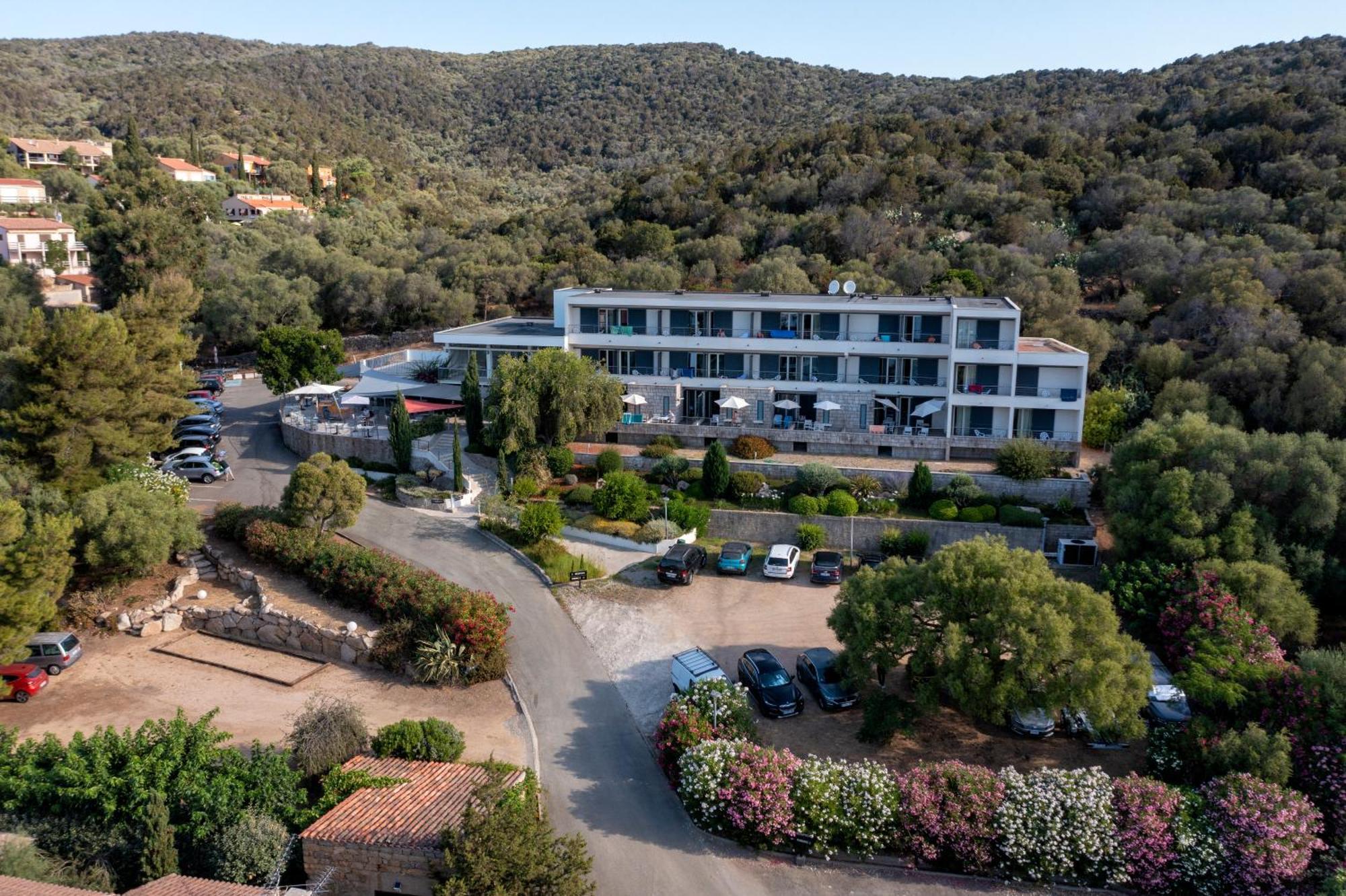Hotel Les Eucalyptus Porto-Pollo Eksteriør billede